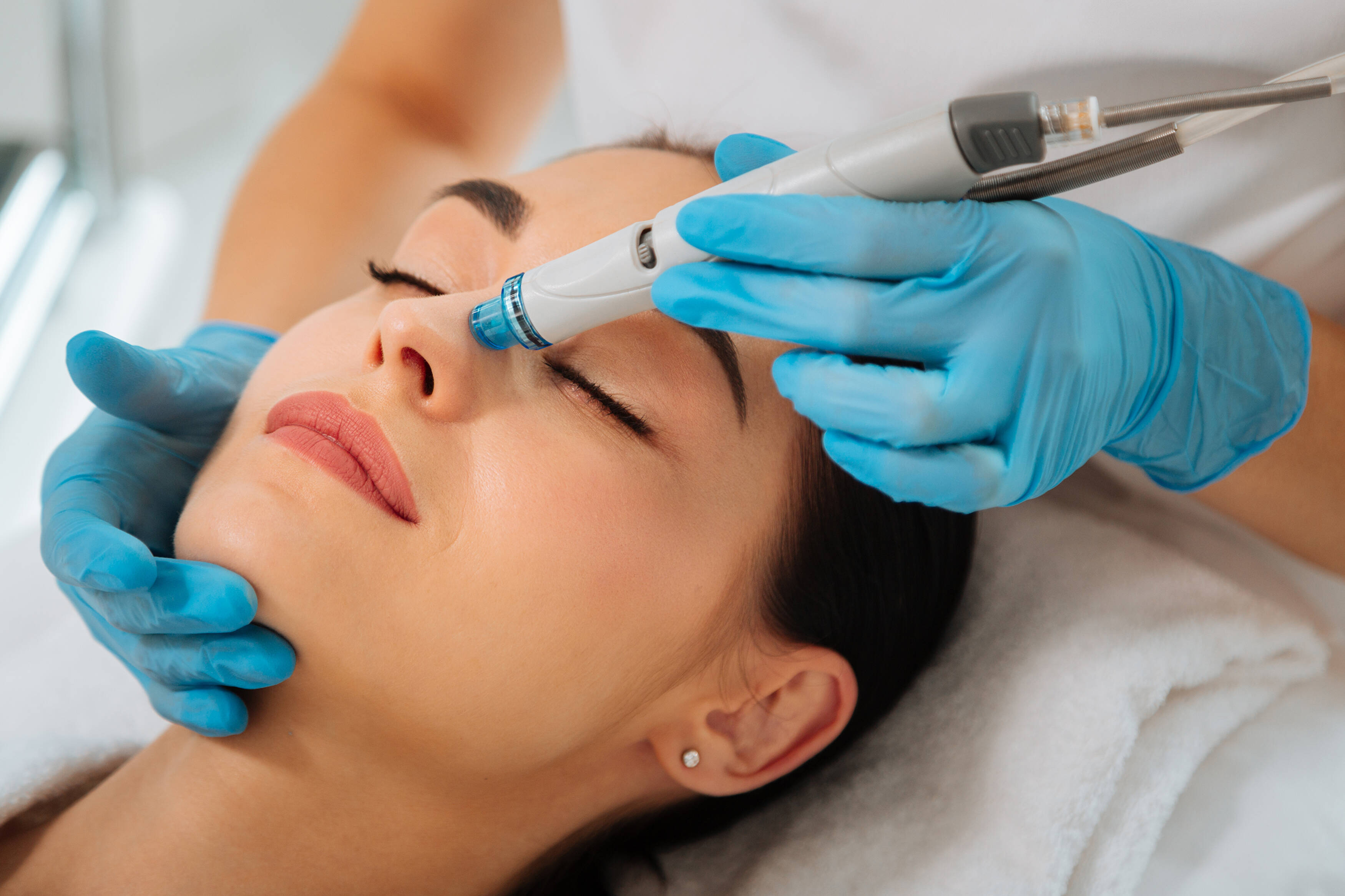 Hydrating facial treatment